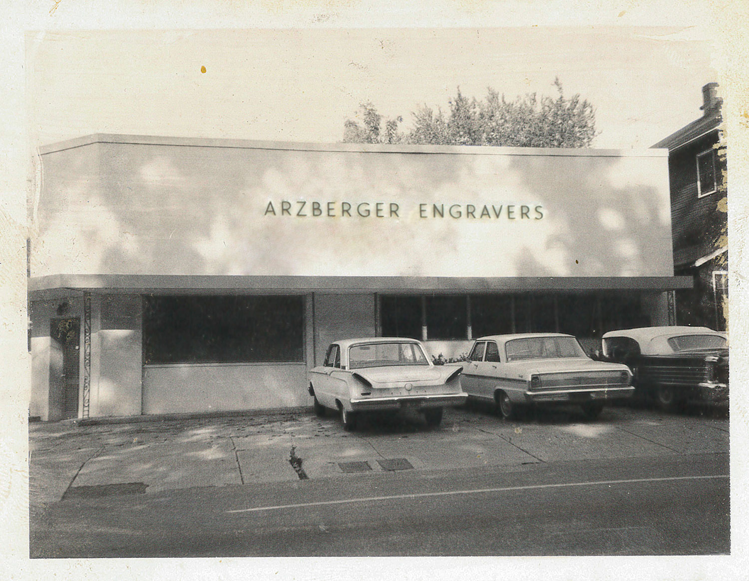https://arzbergerstationers.com/wp-content/uploads/2018/06/Arzberger-sign-retouched-1-web.jpg